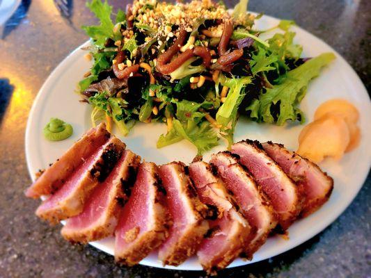 Seared Ahi with greens = yum!