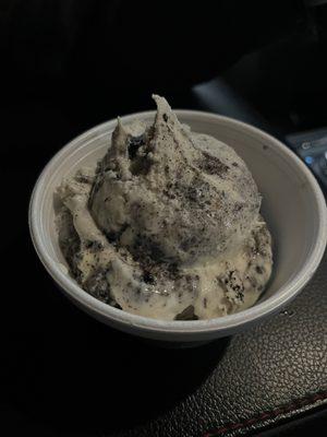 Small cookies and cream