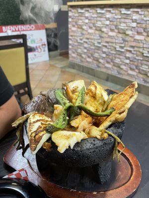 molcajete mixto