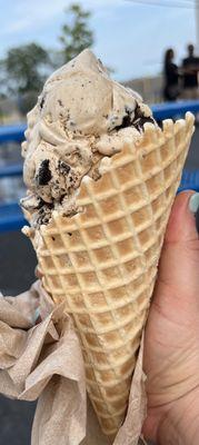 Medium cappuccino crunch and coffee Oreo in a waffle cone- SO GOOD!