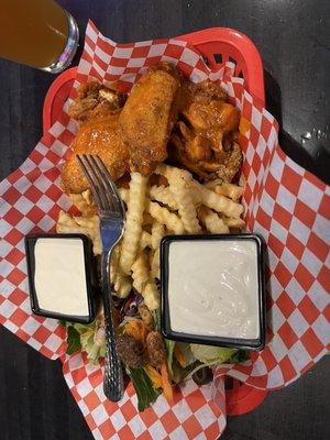 Wings, fries, n Salad