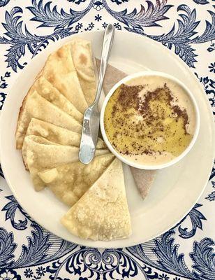 Hummus with Gluten-Free Flatbread