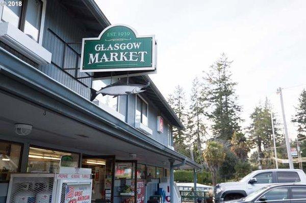 Glasgow Market, located on the north side of Coos Bay is a friendly and welcoming place.