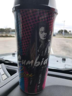 Cheap Selena commemorative cups! Buy one and pay homage to the Cumbia queen!