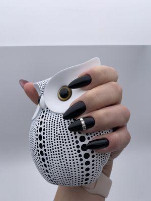 The most beautiful Black nails . Look at the most perfect paint job