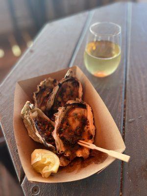 Grilled oysters ($15) and a glass of vinho verde ($13)  IG: @ohmyono