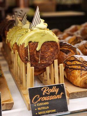 Pistachio rolly croissant