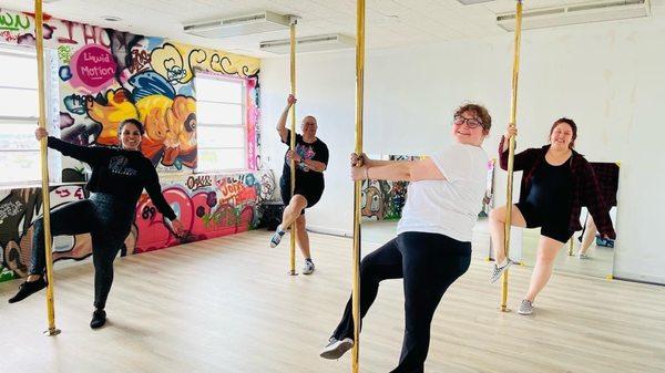 First pole dance test class with Tarah Nyberg