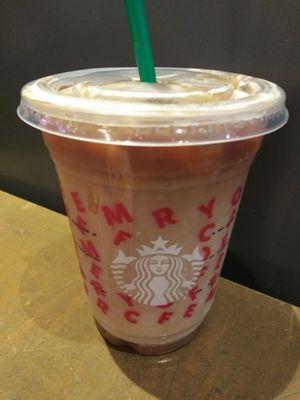 Iced caramel macchiato