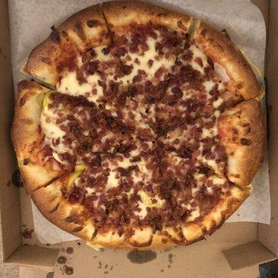 Deep Dish/pretzel crust, bacon, onion, Banana peppers