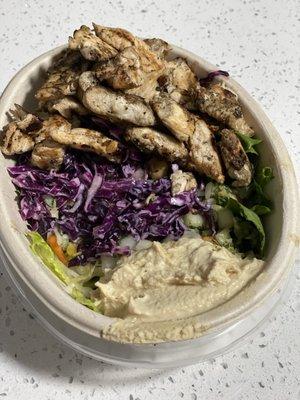 Chicken bowl with Mediterranean Salad