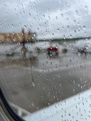 Out the rainy windy, a horrible photo of the tarmac lol but it's artsy