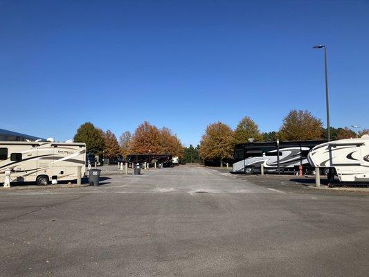 RV Sites Good for Big Rigs