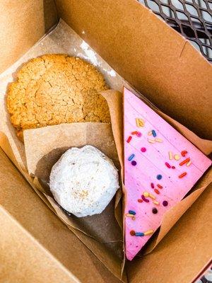 Pink Cake, Polvorone & Atole Sugar Cookie Insta - @eatsiptravel_midwest