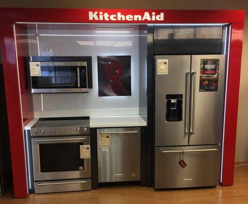 Appliances from KitchenAid, Whirlpool, and Maytag