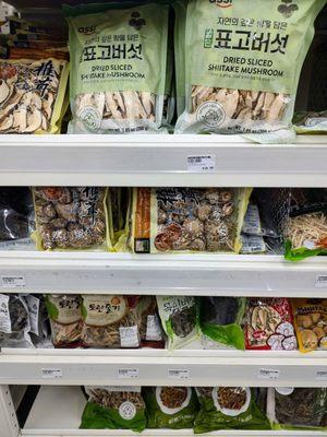 dried mushrooms