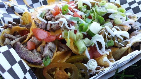 Tri-tip nachos