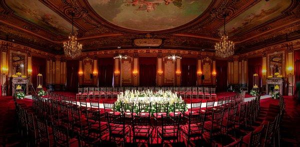 "Ceremony in the round", Wedding at the Metropolitan Club, New York City