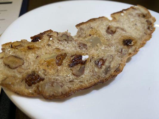 Thin raisin toast