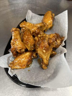 Our signature Nunzi wings