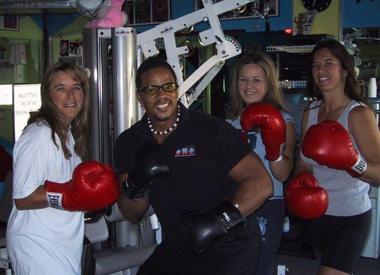 Boxing aerobics is so fun and popular left right, jab jab lol