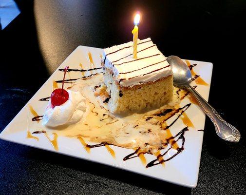 tres leches cake