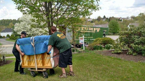 Stumpf Moving is the premier piano mover for Pittsburgh's universities, school districts, churches, and cultural organizations.