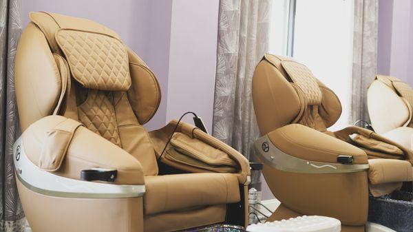 High-Tech Pedicure Chairs