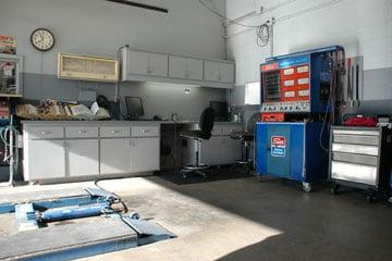 AC Delco Professional Service Center