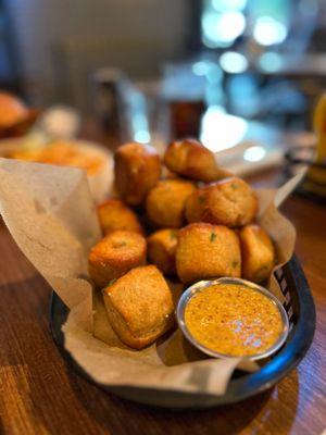 Pretzel bites and intense beer mustard