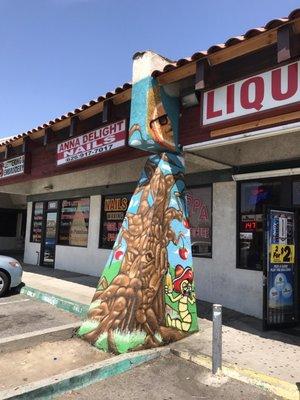 La Puente Liquor & Market