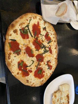 Margherita Pizza - Napoletana (Individual 12")