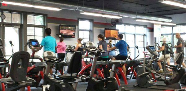 Busy morning at Snap Fitness - Watermark.