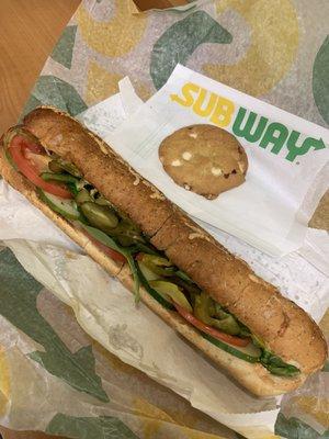 Italian Sausage & Peppers footlong + raspberry white chocolate cookie