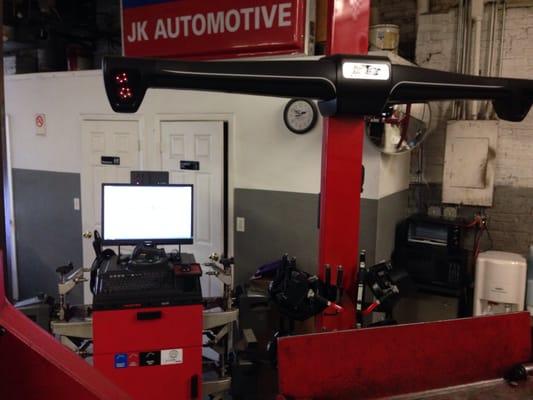 Hunter Hawkeye elite wheel alignment system