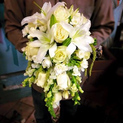 We Makes Bridal Bouquets!