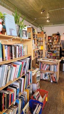 Topos Bookstore Cafe