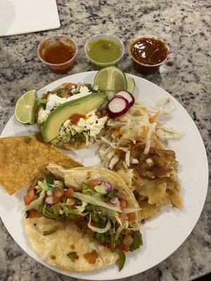 Veggie taco, veggie sopa, cheese pupusa