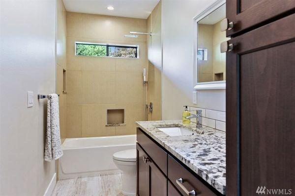 Luxury Vinyl planks, bathroom