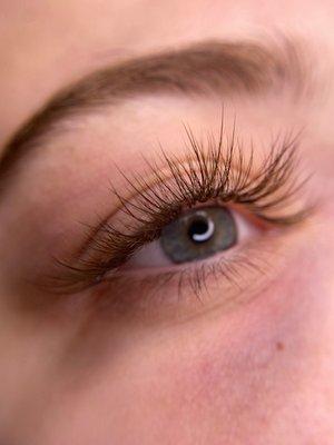 Light Hybrid Brown Lashes