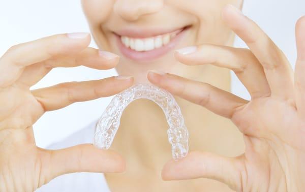 Invisalign teeth straightener