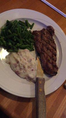 NY strip steak 8oz Med Rare, potatoes, green beans. Wanted broccoli instead but no dice