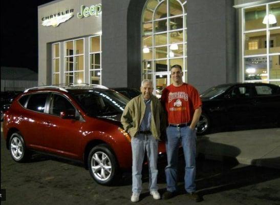 Happy customer comes to Don Marshall Chrysler Dodge Jeep