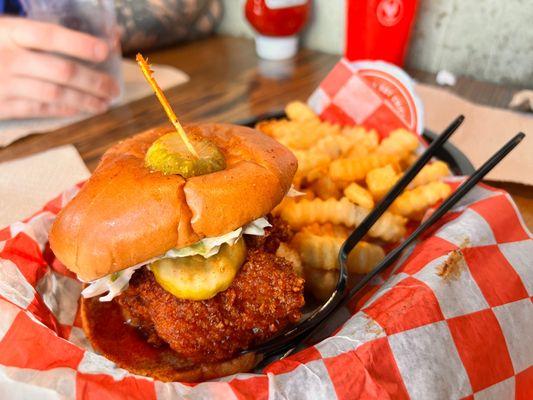 Hot chicken sandwich