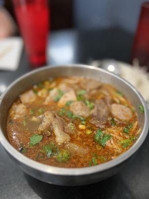 Excellent Bun Bo Hue!!  Yummy!!!