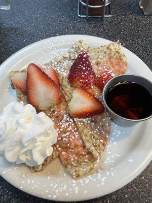 Strawberry Crepes Combo