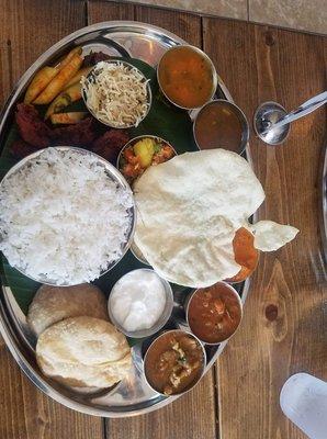 The lunch special, six different Curry's.