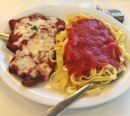 Veal Parmigiana w/ Fettuccine Pasta