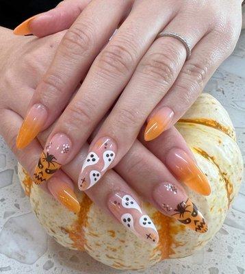 Gel X and Halloween Design.