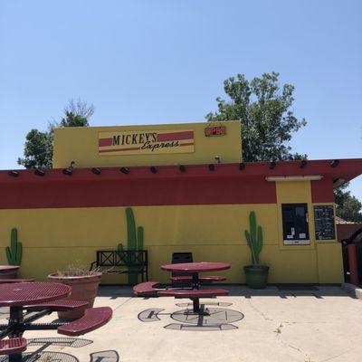 A few tables outside for seating. Walk up window for ordering, mainly drive thru though.